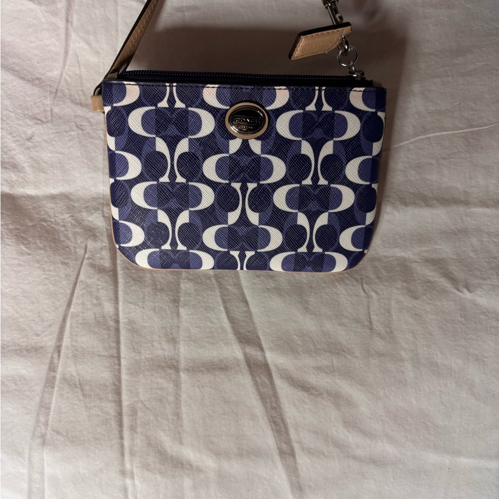 Coach Navy and White Patterned Wristlet